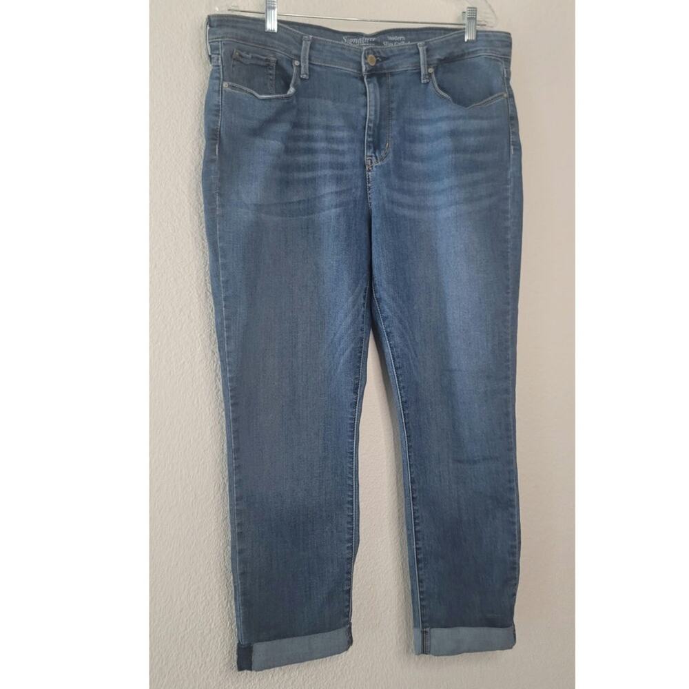 Signature Levi Strauss Women's Cuffed Ankle Classic 5-pocket Medium Wash Size 16